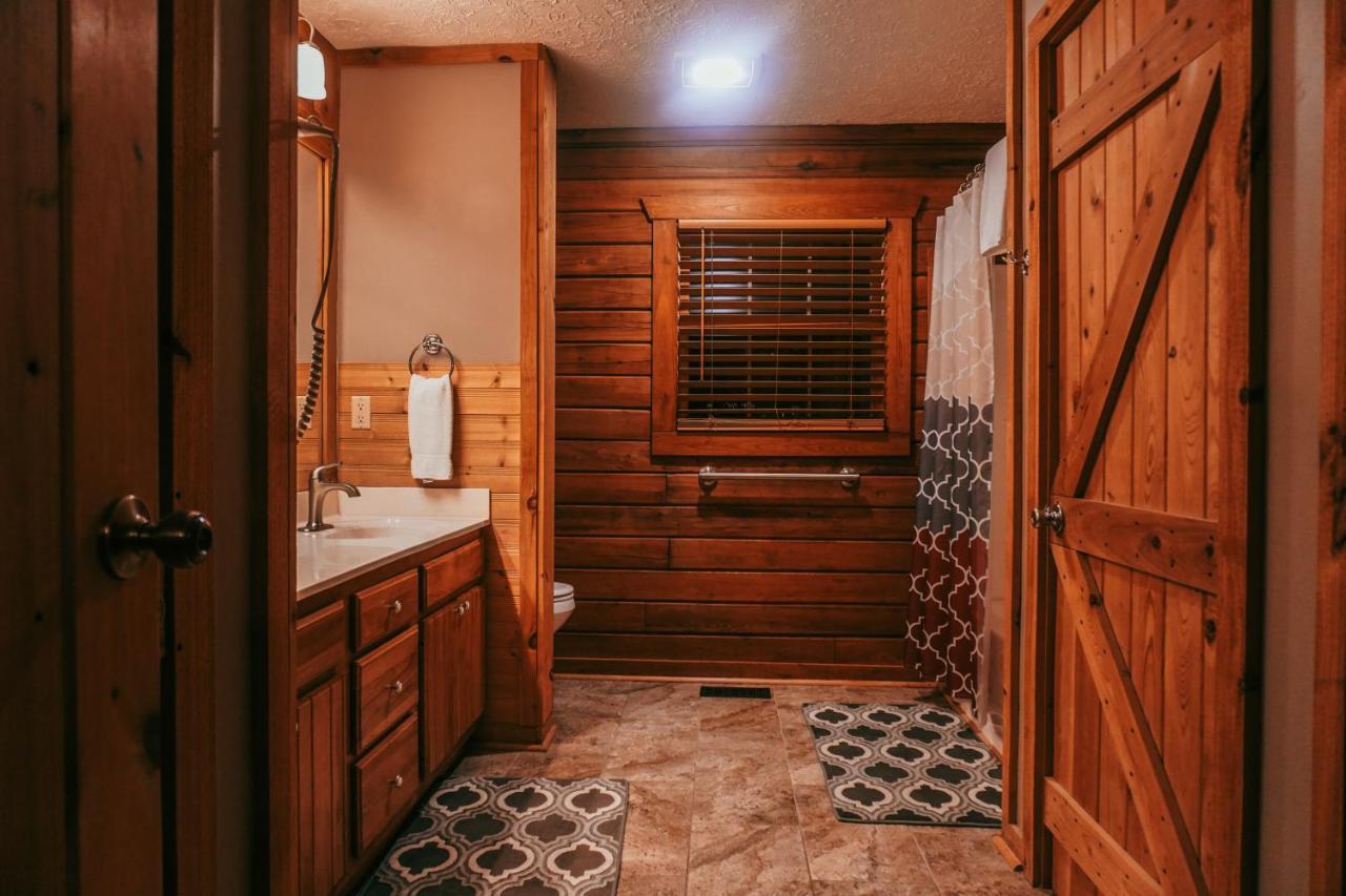 Mama Bear'S Retreat Villa Sevierville Exterior photo