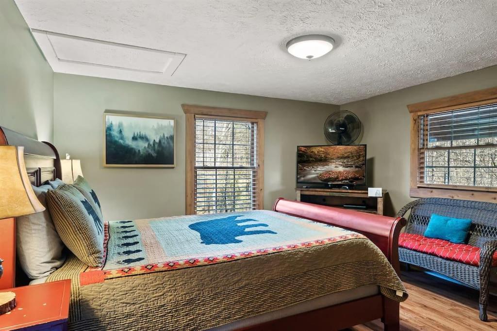 Mama Bear'S Retreat Villa Sevierville Exterior photo